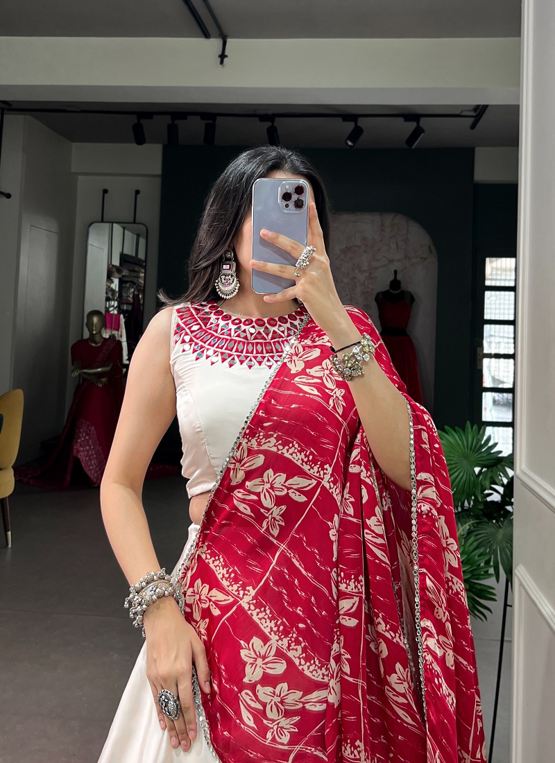 Lnb1736 Monga Silk Real Mirror Work Chaniya Choli